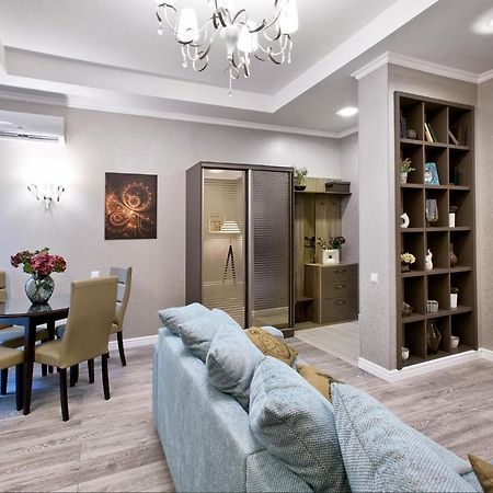 Jane Stone Apartments Odessa Exteriör bild
